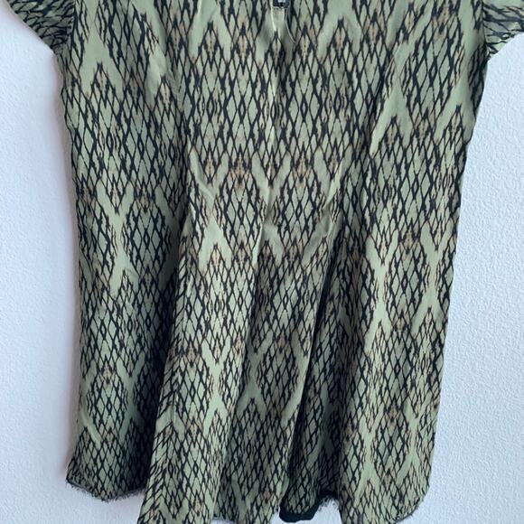 UO Silence + Noise Green Witchy T-shirt Dress S - Picture 6 of 8